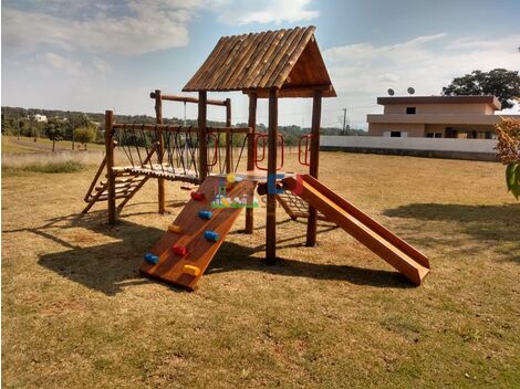 Playground de madeira (2)